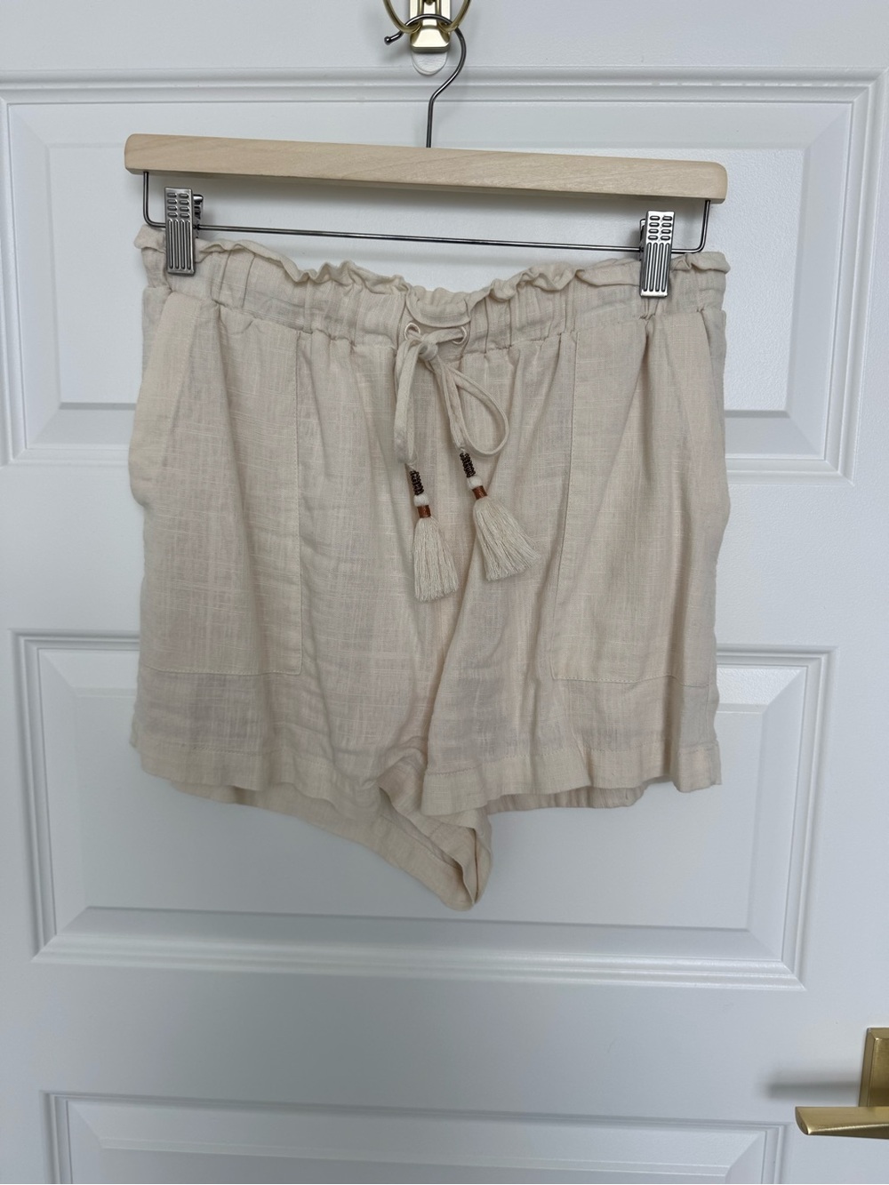 Collection XIIX Cream Drawstring Linen-Blend Shorts with Tassels